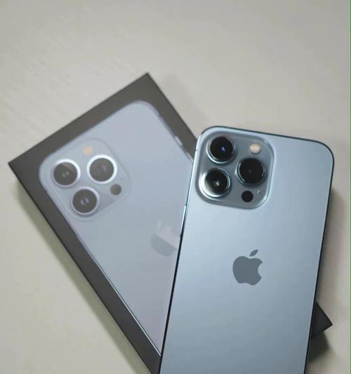 iPhone13和iPhone13Pro（探索两款最新款iPhone的特点和功能，帮您做出明智的购买决策）