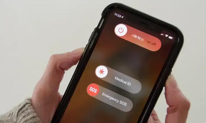 苹果手机重启技巧大全（教你轻松解决苹果手机重启问题）