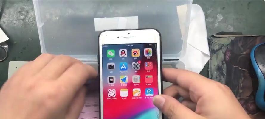 解决iPhone手机无服务问题的有效方法（拯救你的iPhone信号问题，让你的手机畅通无阻）