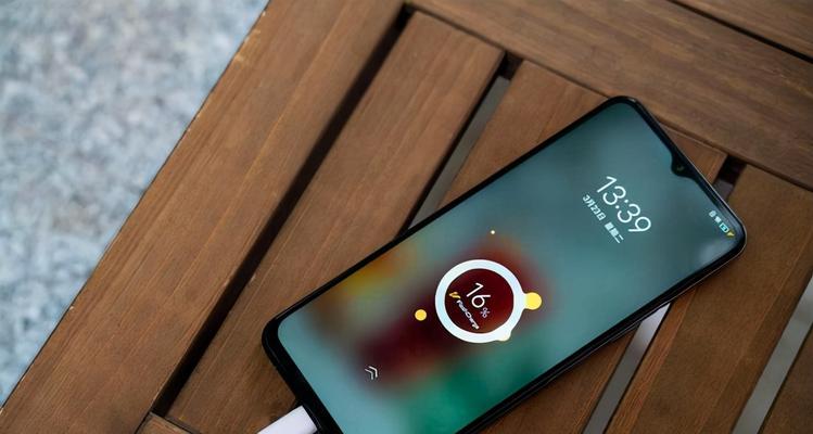 手机无法充电的原因及解决办法（深入探究手机无法充电的根本问题和有效应对方法）