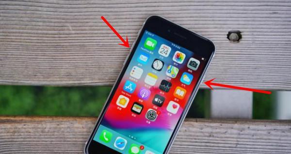 iPhone手机如何开启悬浮按钮（详细教程及步骤，让你轻松使用悬浮按钮）