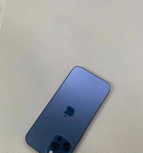 iPhone12ProMax是否具备高刷屏幕？（一起来了解iPhone12ProMax的屏幕性能特点）