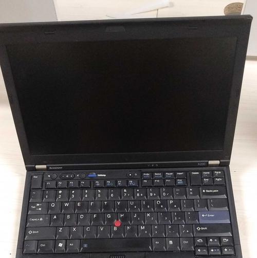 ThinkPadX220i笔记本换风扇教程（详细教你如何更换ThinkPadX220i笔记本的风扇）