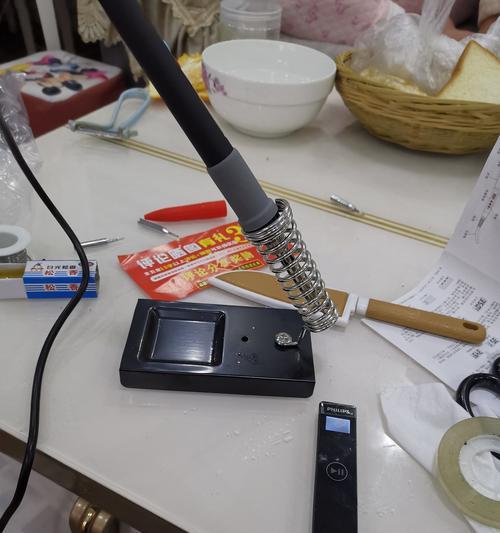 华为手机双清操作指南（快速清理华为手机内存，提升手机运行速度）