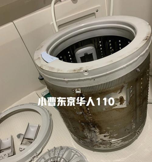 如何正确使用旧双筒洗衣机清洗衣物（通过正确操作）