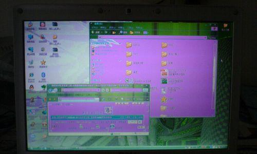 显示器花屏闪白屏问题解析（原因分析及解决方案一览）