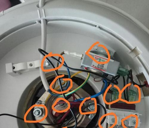 热水器排水阀漏电的原因与解决方法（排水阀漏电导致热水器故障）