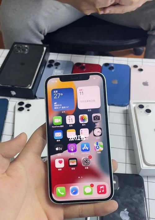 iPhone12开关机方式的快捷键（便捷操作）