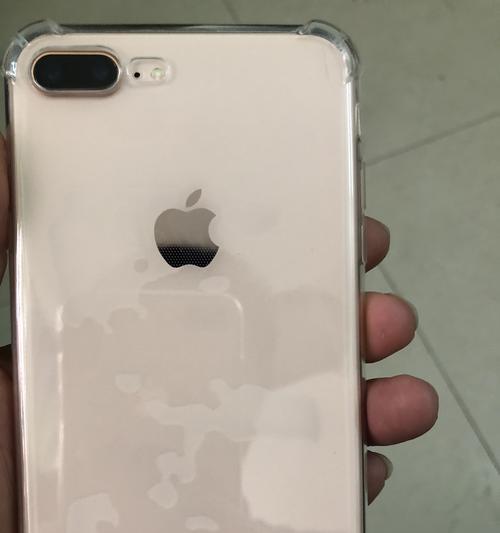 iPhone8测评-一款令人惊艳的智能手机（体验华丽外观与强大性能）