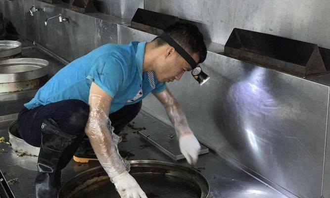 餐馆油烟机清洗的收费标准（了解餐馆油烟机清洗的收费标准）