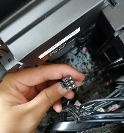 联想p710工作站测评怎么样？性能和特点有哪些？