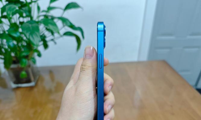 iPhone 13真的好用吗？用户评价和常见问题解答